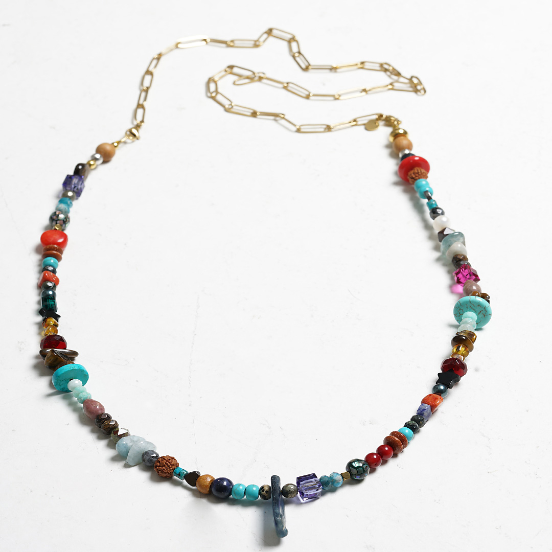 lange ketting kleurrijk goud Enjoy Life nieuw bij PimpsandPearls