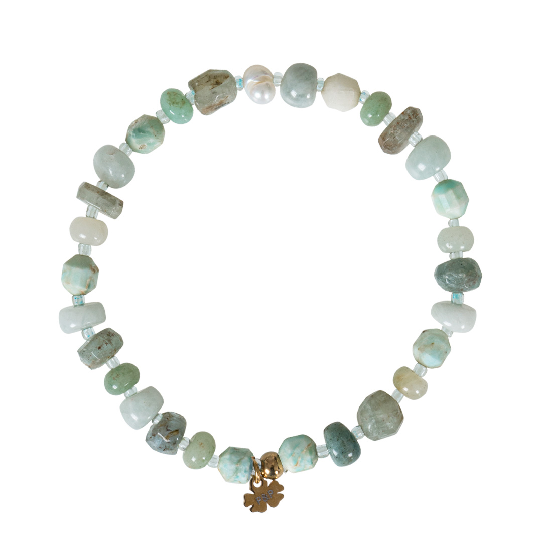 armband lichtblauw edelsteen mix Tropical collectie van pimpsandpearls