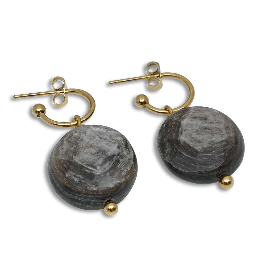 goud oorbellen schelp blacklip naturel van pimpsandpearls set