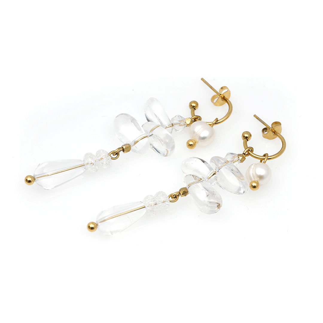bergkristal parel oorbellen lang goud van pimpsandpearls