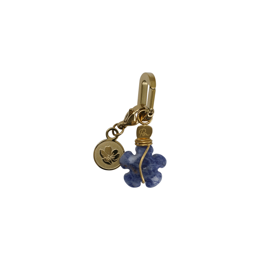 bloem hangertje ridderspoor sodaliet blauw van pimpsandpearls