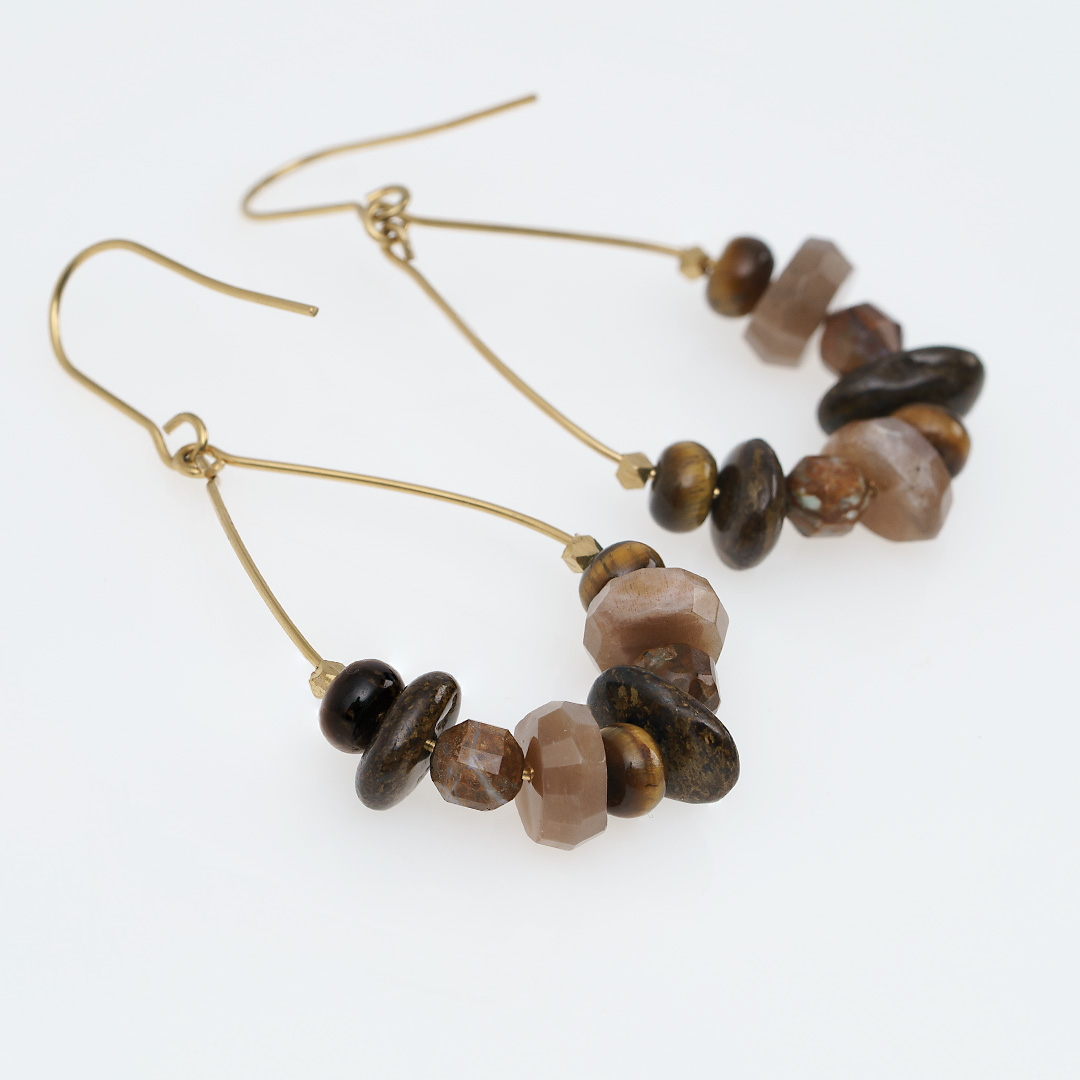 oorbellen bruin beige edelsteen mix tropical rough van pimpsandpearls b