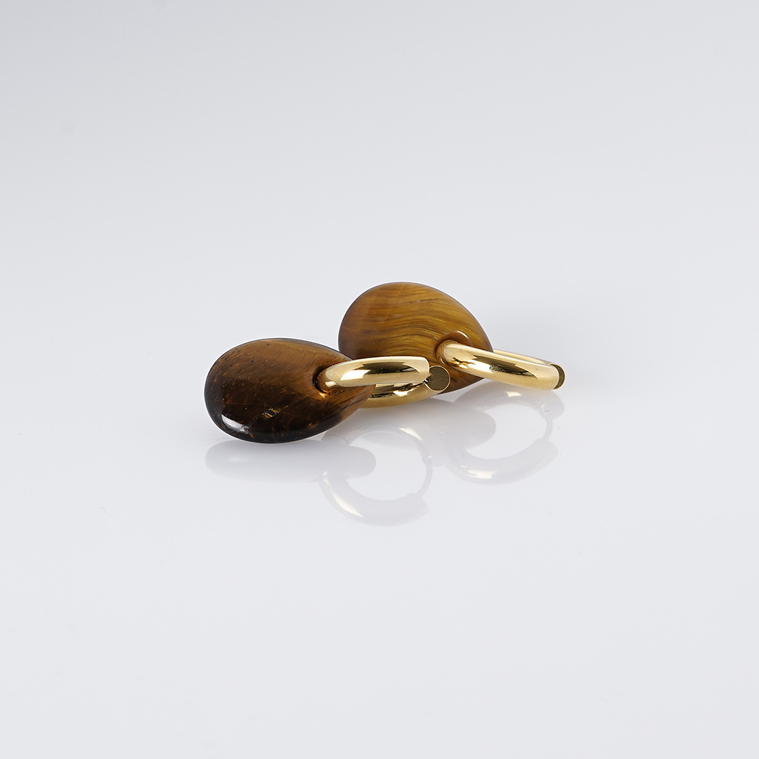 natuursteen tijgeroog druppel oorbellen bruin goud creolen liggend van pimpsandpearls pim c
