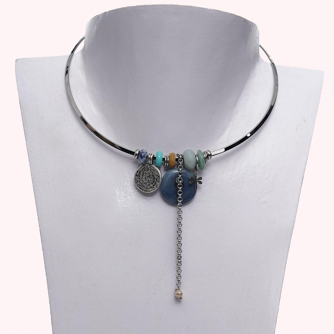 spang choker edelstenen blauw edelstaal display 1222 01 blauw van pimpsandpearls