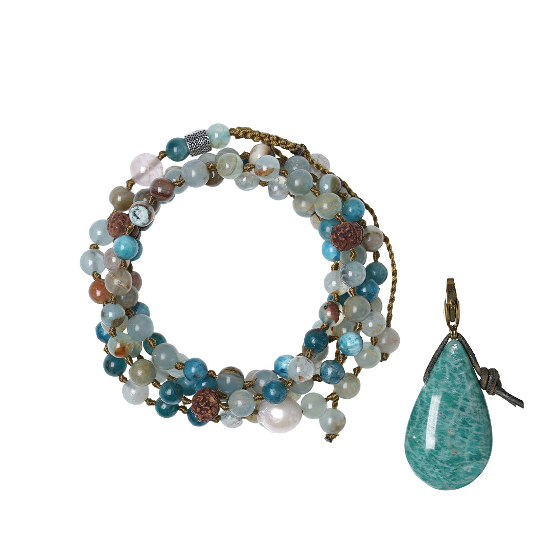 edelsteen edelsteen apatiet blauw mix hanger amazoniet mala m 90 cm van pimpsandpearls pim liggend