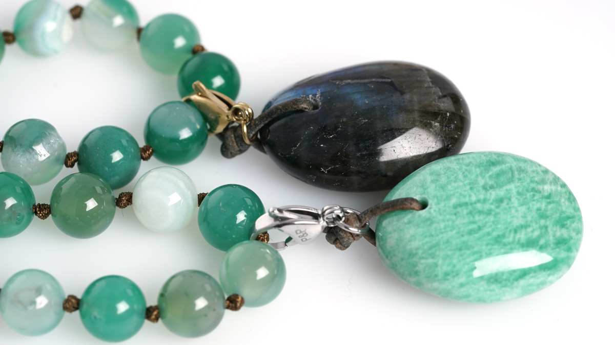 edelsteen ketting groen agaat hanger labradoriet amazoniet mala 42 48 cm van pimpsandpearls