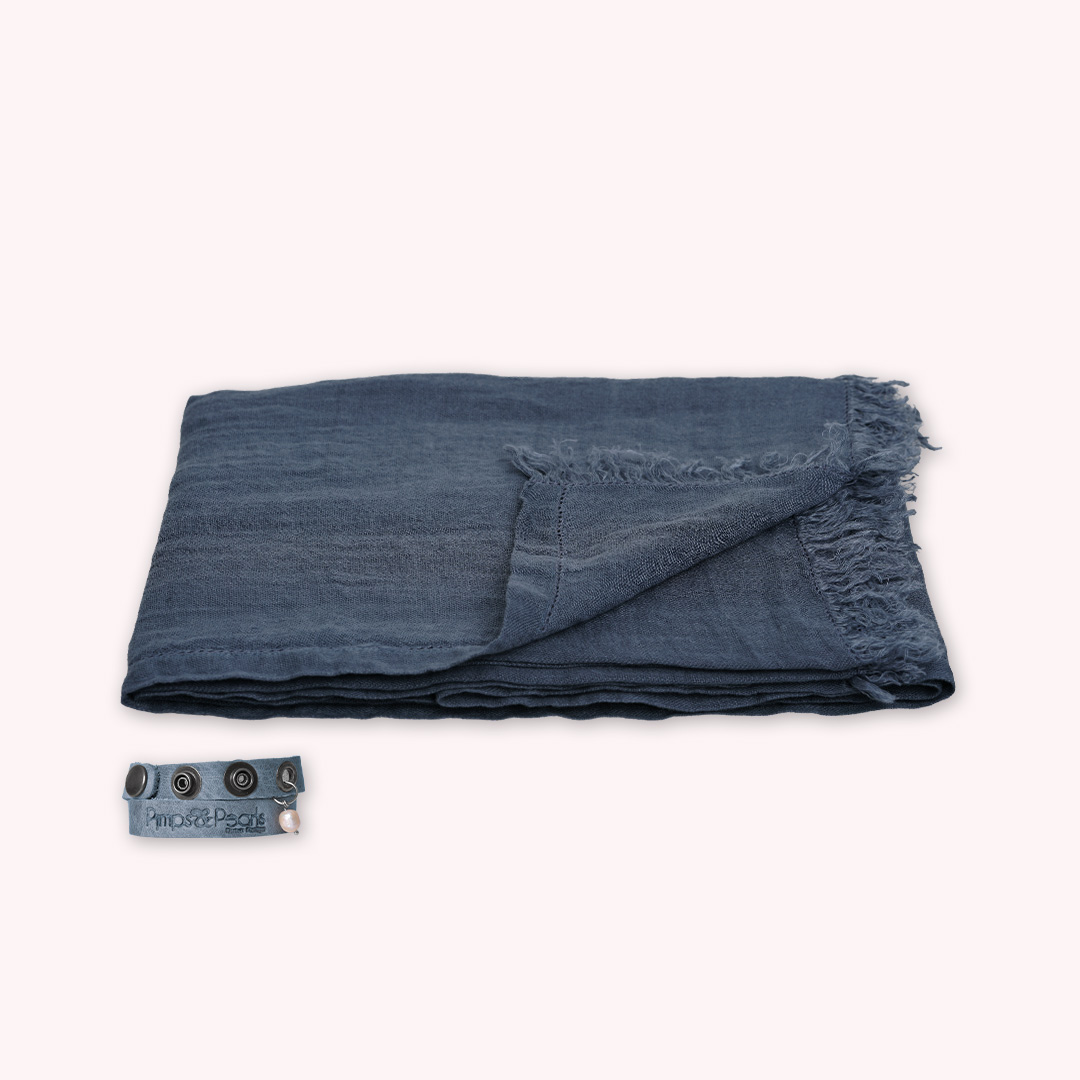 sjaal raf blauw rechthoek linnen 140 x 180 cm van pimpsandpearls pim