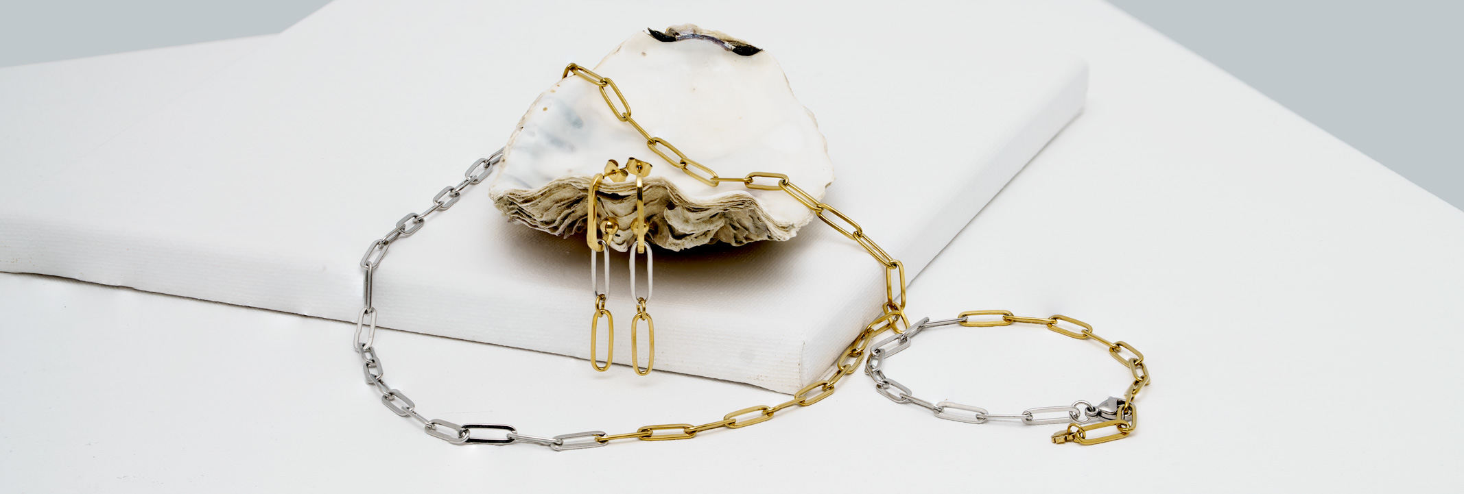 armband ketting duo goud zilver closed forever set van pimpsandpearls sfeer banner
