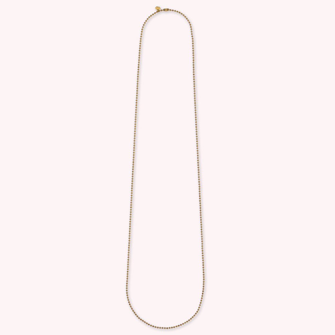 ballchain bolletjesketting goudkleurig lang 80 cm van pimpsandpearls pim hangend