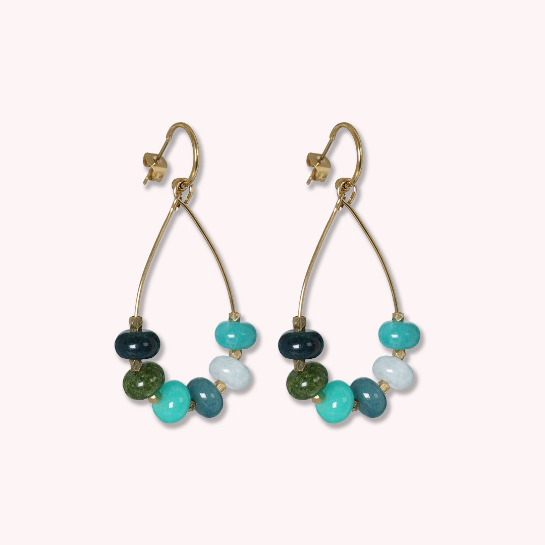 oorbellen blauw groen edelstenen mix goldplated van pimpsandpearls pim hangend