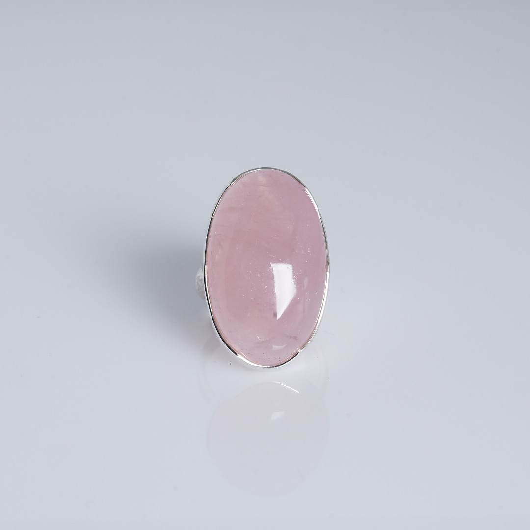 edelsteen ring rozenkwarts zilver van pimpsandpearls pim