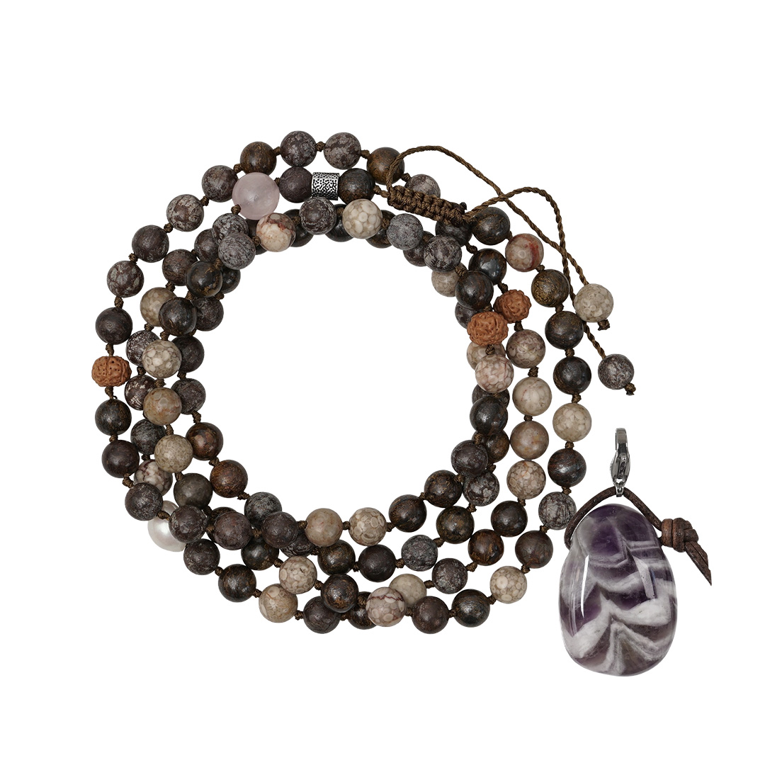 ketting edelsteen bruin beige mix mala xl amethist hanger van pimpsandpearls pim